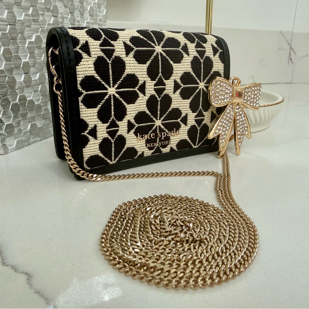 Kate Spade Black And White Flower Spade Cardholder & Airpod Bag With Bag Charm
